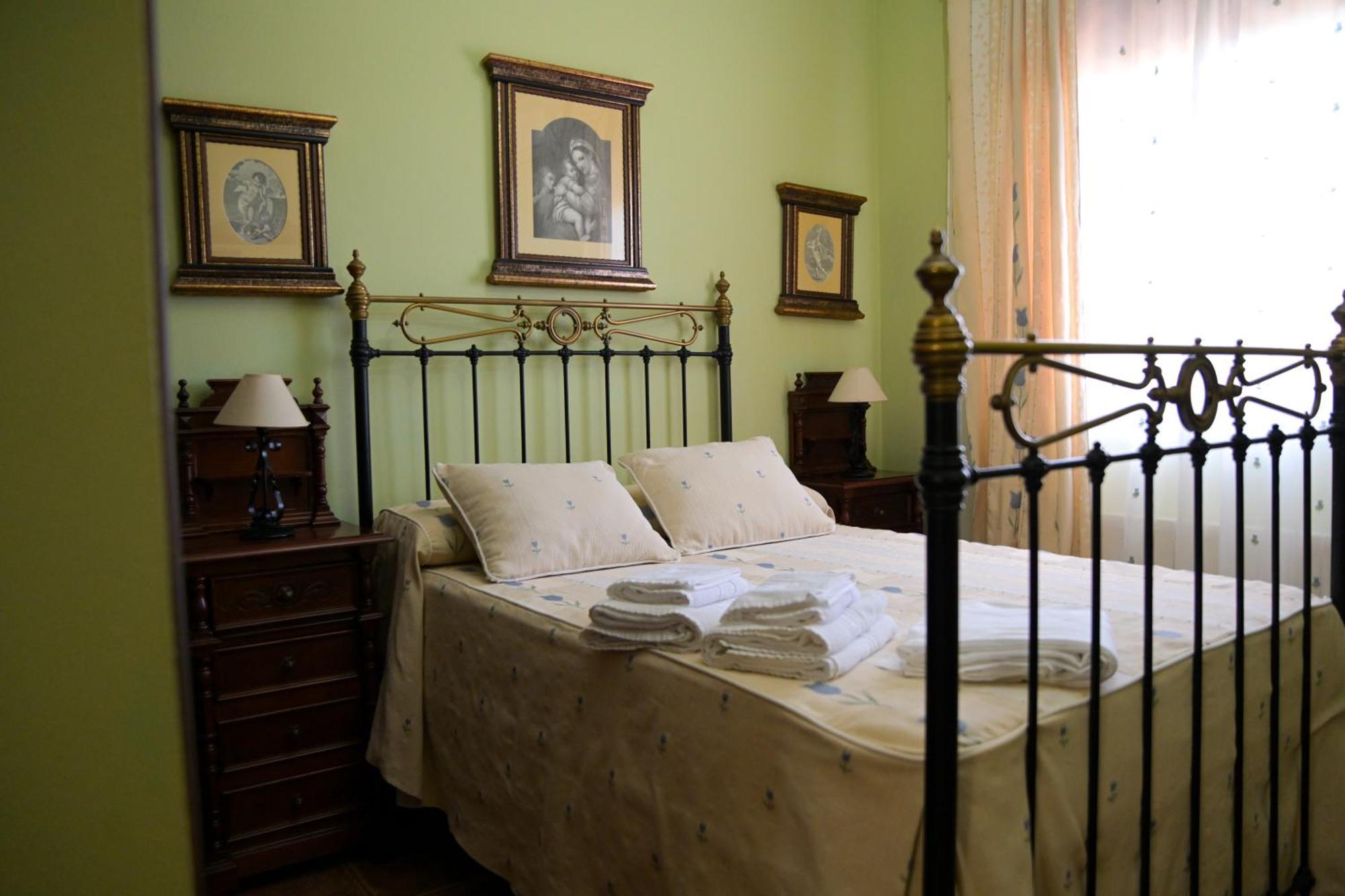 הורנאצ'ולוס Casa Rural La Encina מראה חיצוני תמונה